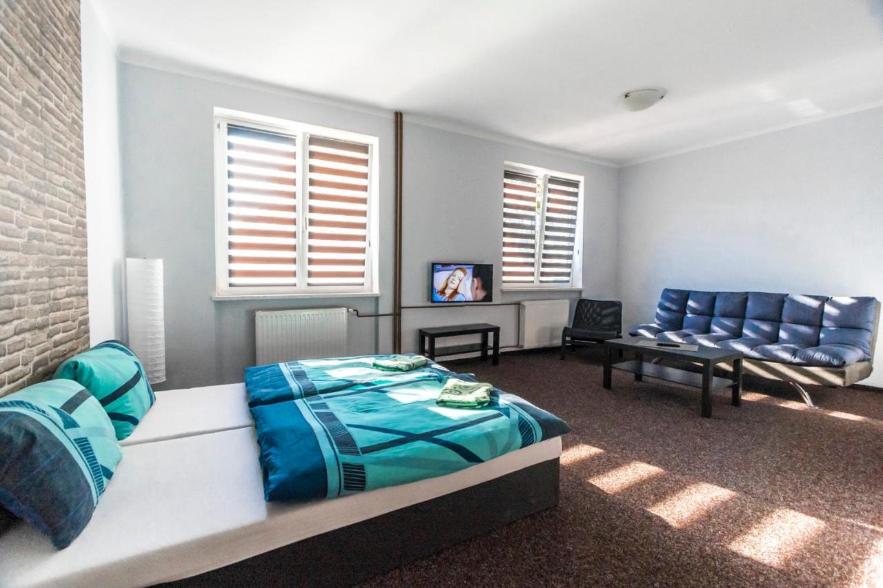 Garni Hotel Tachov Tachov  Dış mekan fotoğraf
